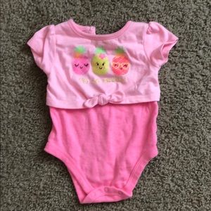 Set of 2 onesie & tutu, from a smoke/pet free home